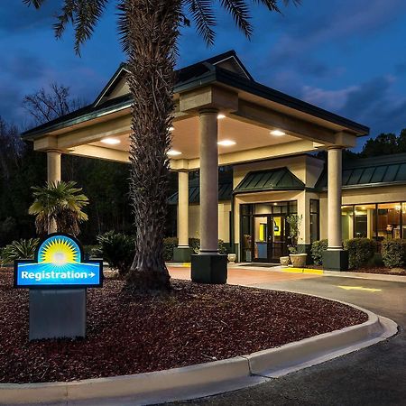 Days Inn By Wyndham Richmond Hill/Savannah Экстерьер фото